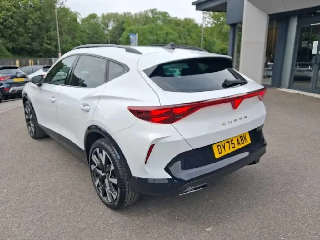New Cupra Formentor 150 HP (110 kW) 2025 White SUV