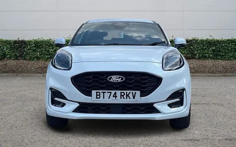 Used Ford Puma ST-Line X 125 HP (91 kW) 2025 White SUV