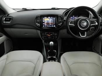 Used Jeep Compass Limited 140 HP (102 kW) 2018 Red SUV