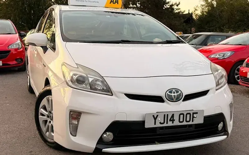 Used Toyota Prius 72 HP (52 kW) 2023 Hatchback