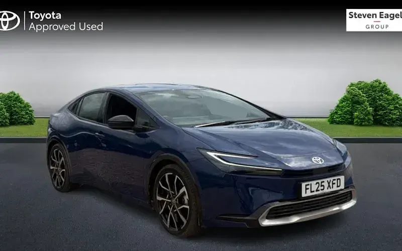 Used Toyota Prius 223 HP (164 kW) 2025 Hatchback