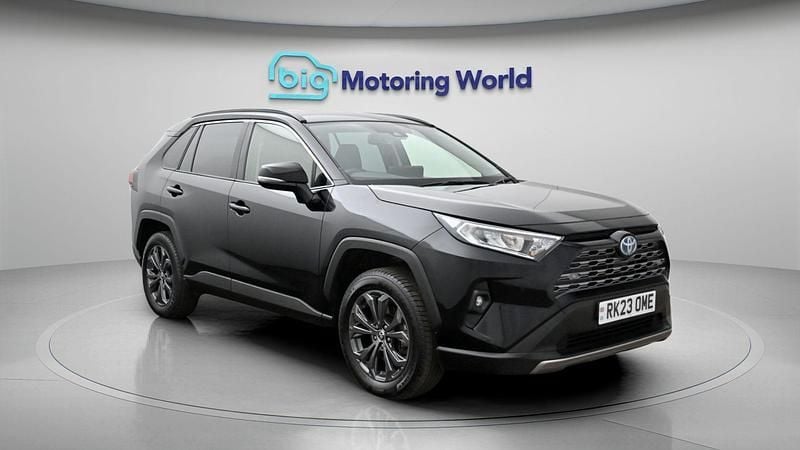 Used Toyota RAV4 Hybrid Design 219 HP (161 kW) 2023 SUV