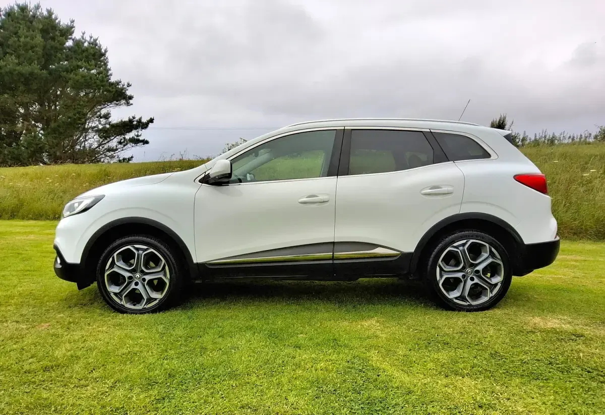 Used Renault Kadjar Dynamique 110 HP (80 kW) 2017 White SUV