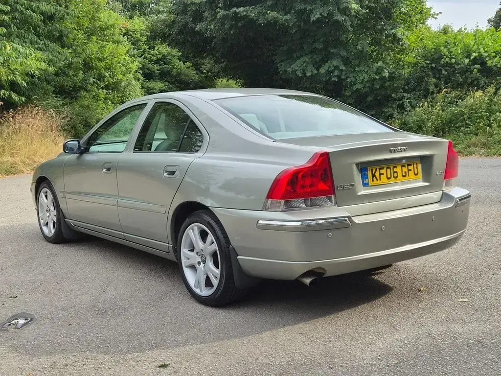 Used Volvo S60 SE 163 HP (119 kW) 2006 Green Sedan