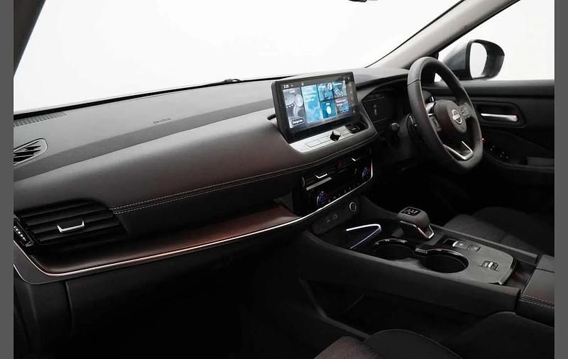 Used Nissan X-Trail N-Connecta 161 HP (118 kW) 2024 Grey SUV