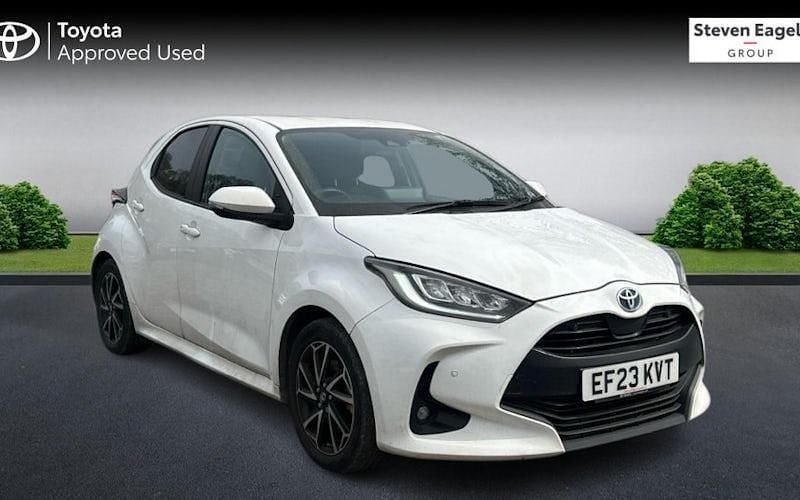 Used Toyota Yaris Hybrid Design 116 HP (85 kW) 2026 Hatchback