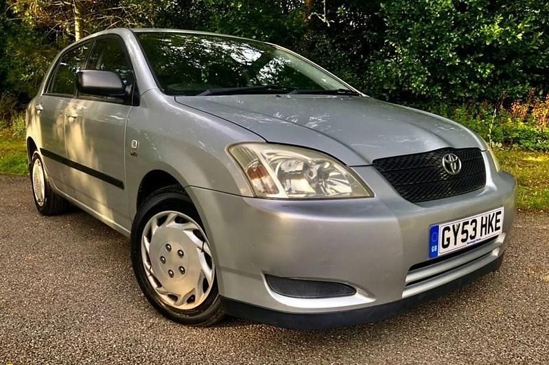 Silver Used 2003 Toyota Corolla Hatchback | £2,299 (Fair price) - Image 1/1