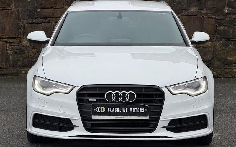 Begagnad Audi A6 Black Edition 313 HK (230 kW) 2014 Vit Kombi