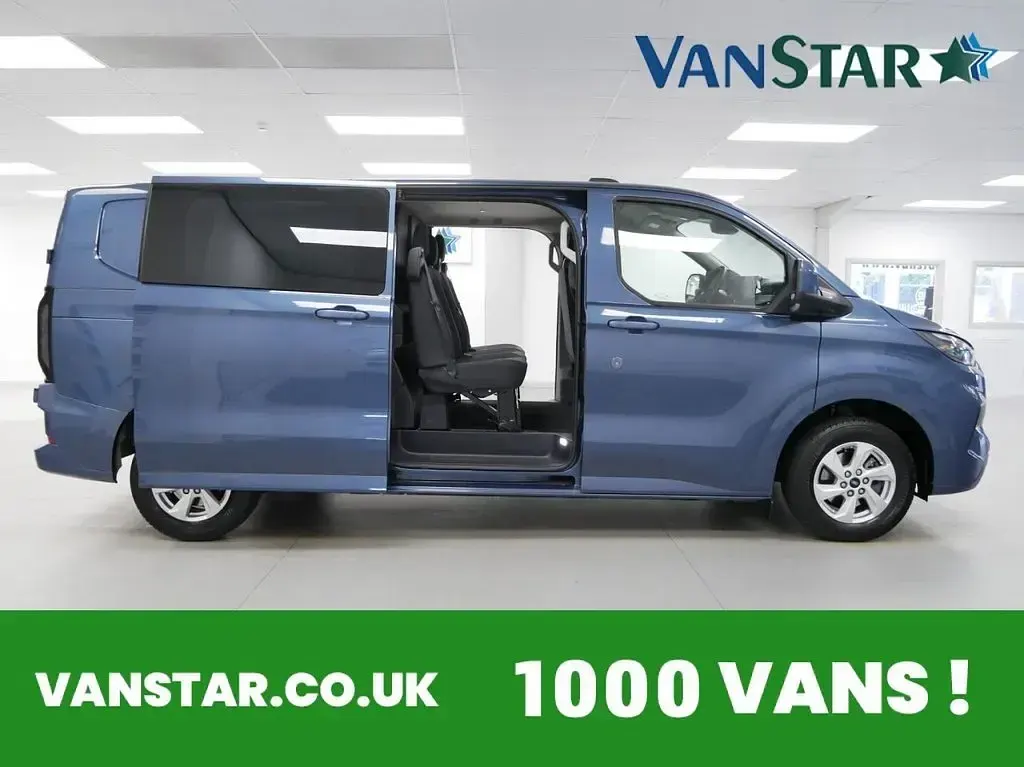 Used Ford Transit Custom Limited 136 HP (100 kW) 2025 Blue Van