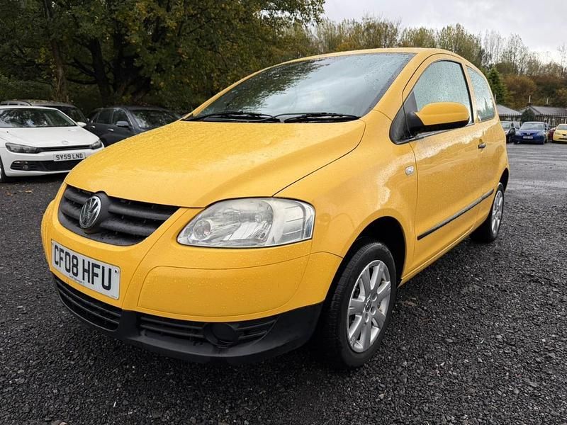 Używany VW Fox 2008 Żółty Hatchback