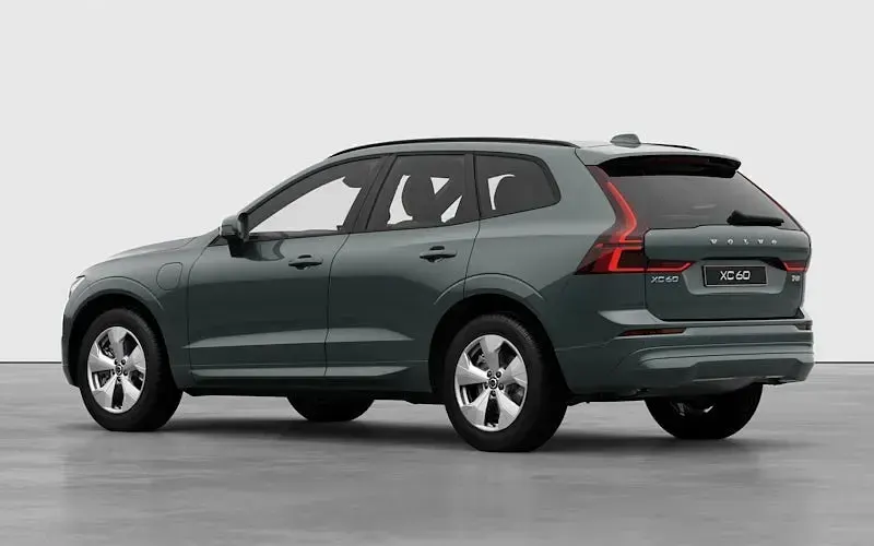 New Volvo XC60 Core 349 HP (256 kW) 2025 Aurora silver SUV
