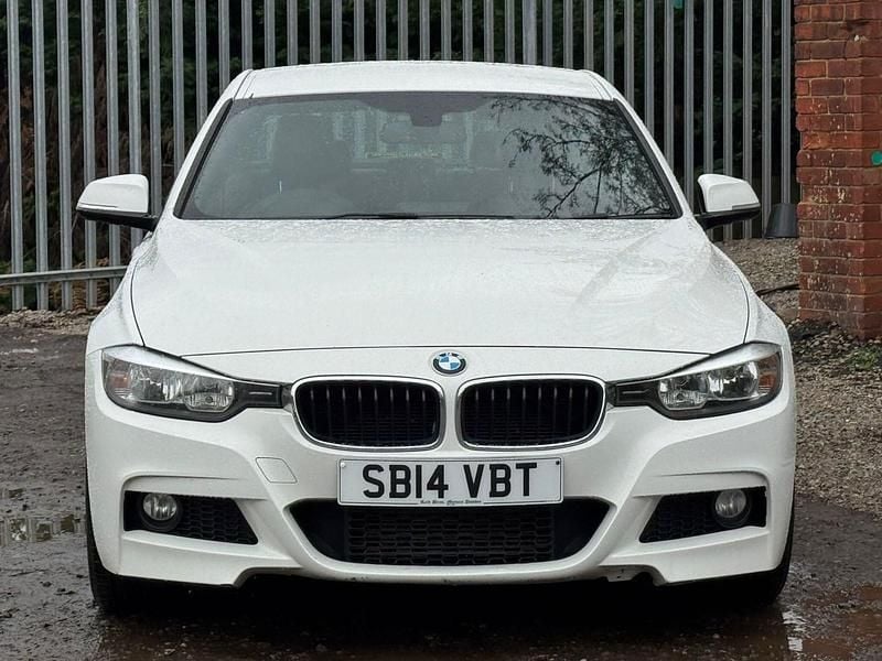Used BMW 318 M Sport 2014 White Sedan