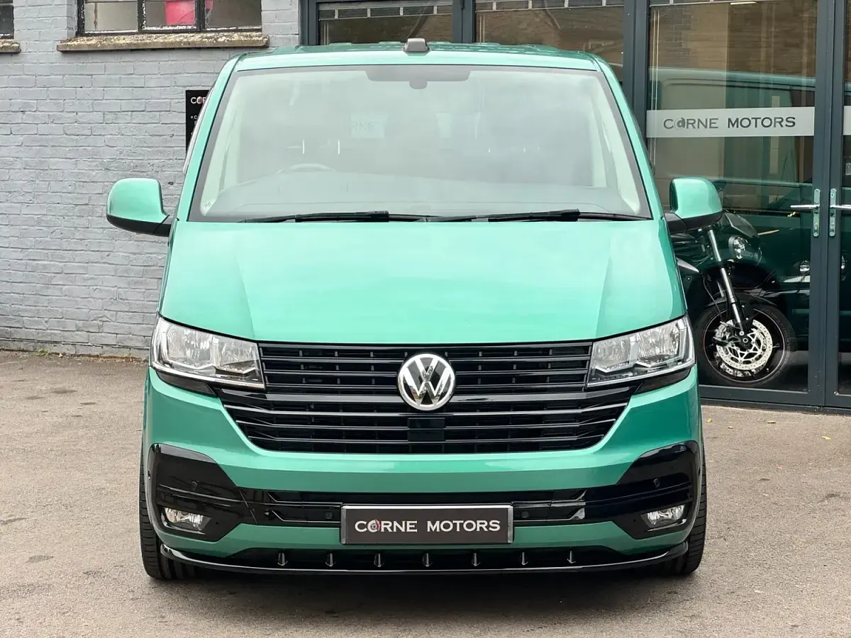 Used VW T6.1 Highline 150 HP (110 kW) 2021 Green Van