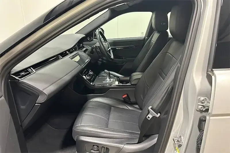 Used Land Rover Range Rover evoque SE Dynamic 204 HP (150 kW) 2023 Silver SUV