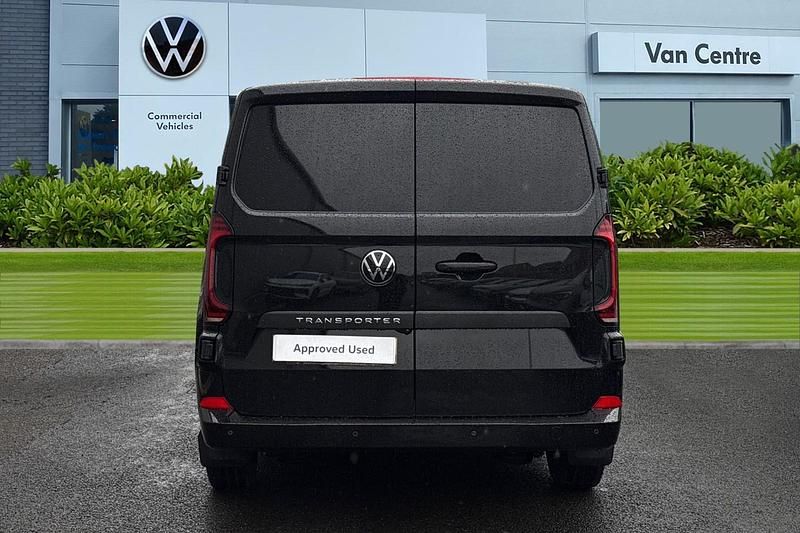 New VW Transporter 110 HP (80 kW) 2026 Black Van