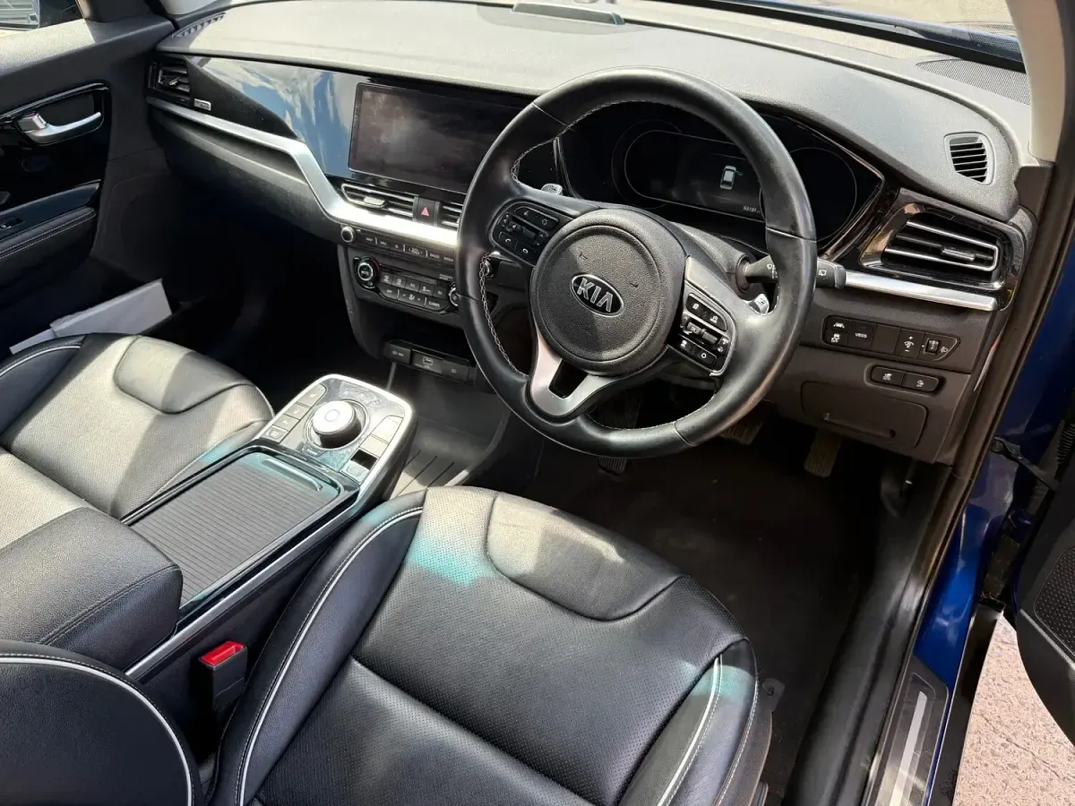 Used Kia Niro 150 kW (204 HP) 2021 Blue SUV