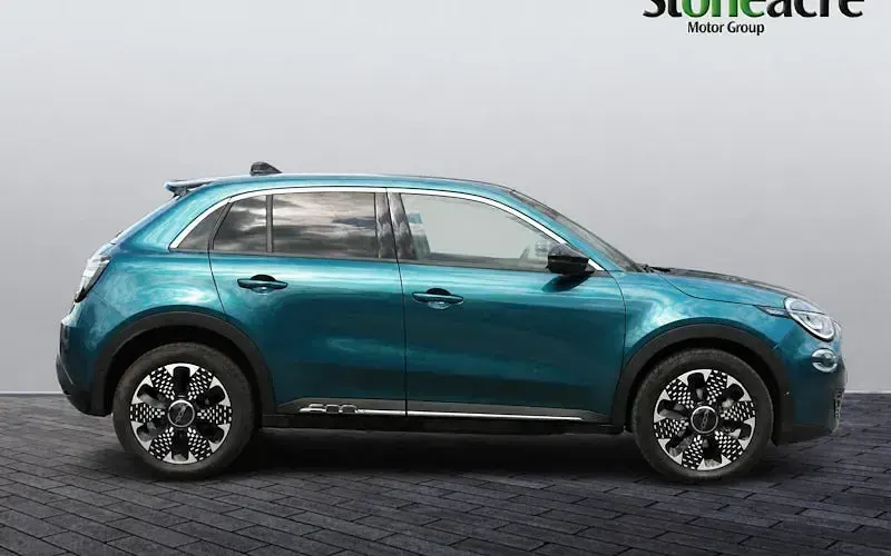 Used Fiat 600E La Prima 114 kW (156 HP) 2026 Hatchback