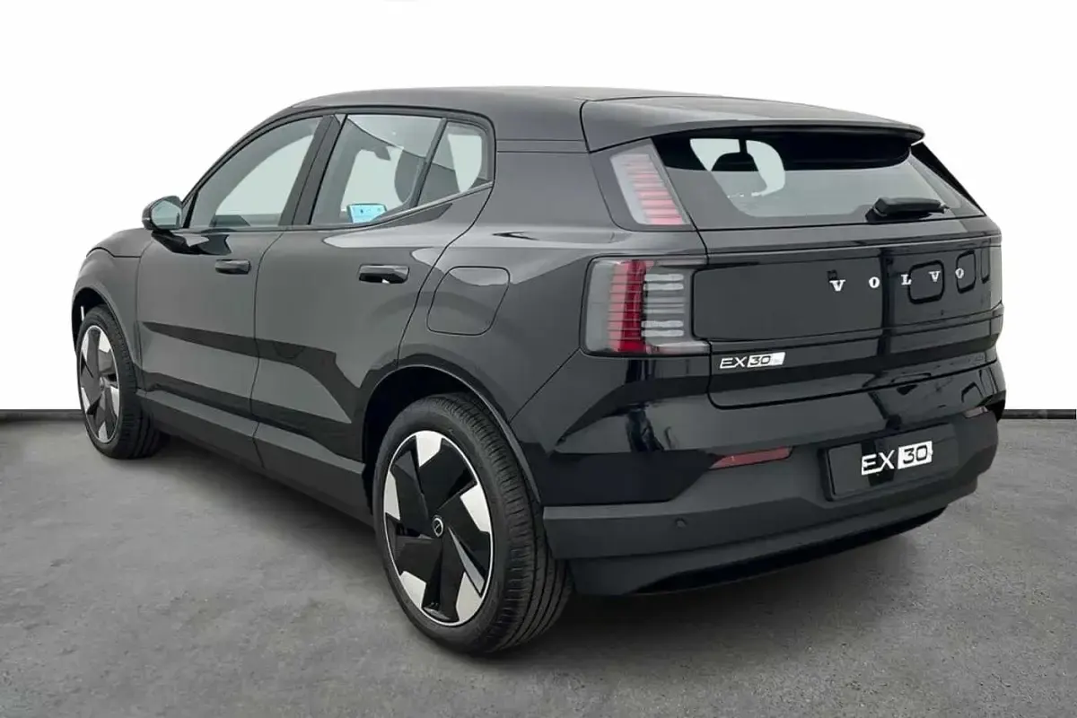 New Volvo EX30 Performance 314 kW (428 HP) 2026 Black SUV