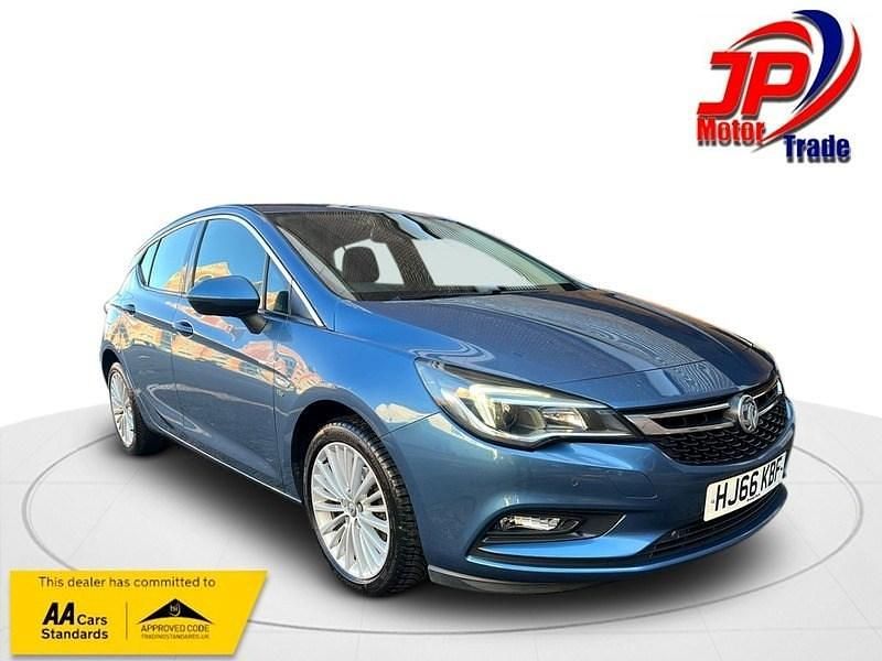 Used Vauxhall Astra Elite 150 HP (110 kW) 2016 Blue Hatchback