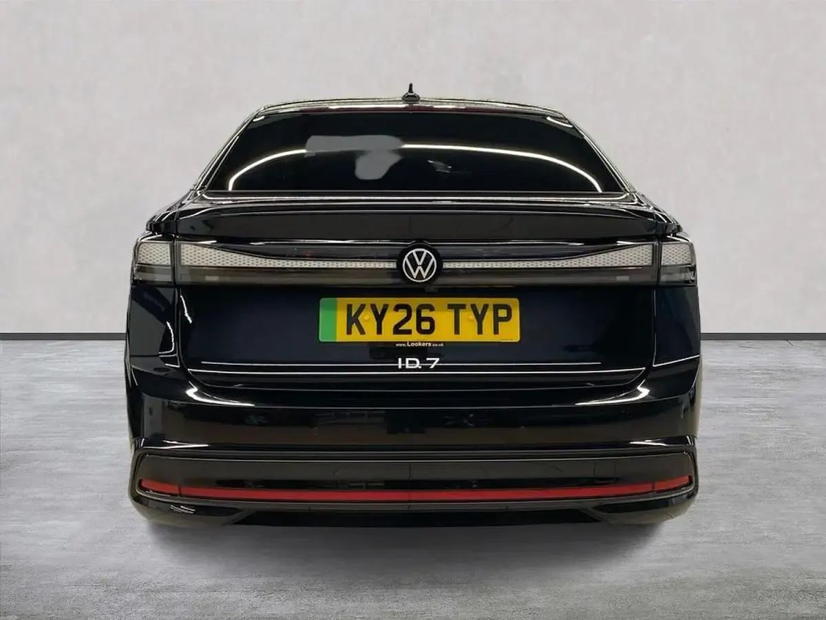 New VW ID.7 Pro 210 kW (286 HP) 2026 Black Hatchback
