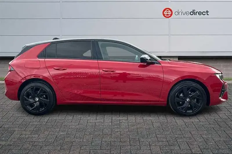 Used Vauxhall Astra S 130 HP (95 kW) 2024 Red Hatchback
