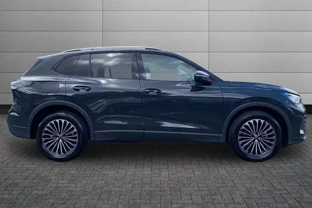 Used VW Tiguan 150 HP (110 kW) 2026 SUV