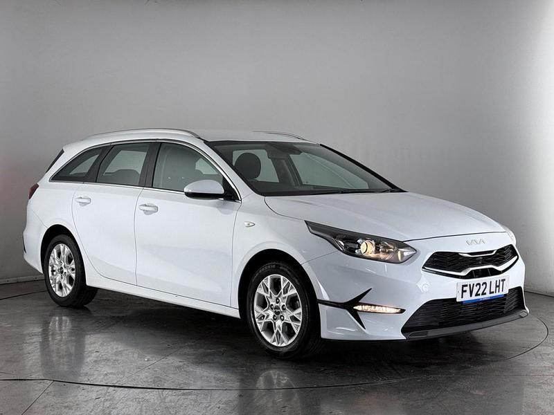 Used Kia Ceed Sportswagon 2022 White Estate