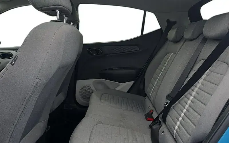 Used Hyundai i10 Premium 67 HP (49 kW) 2023 Hatchback