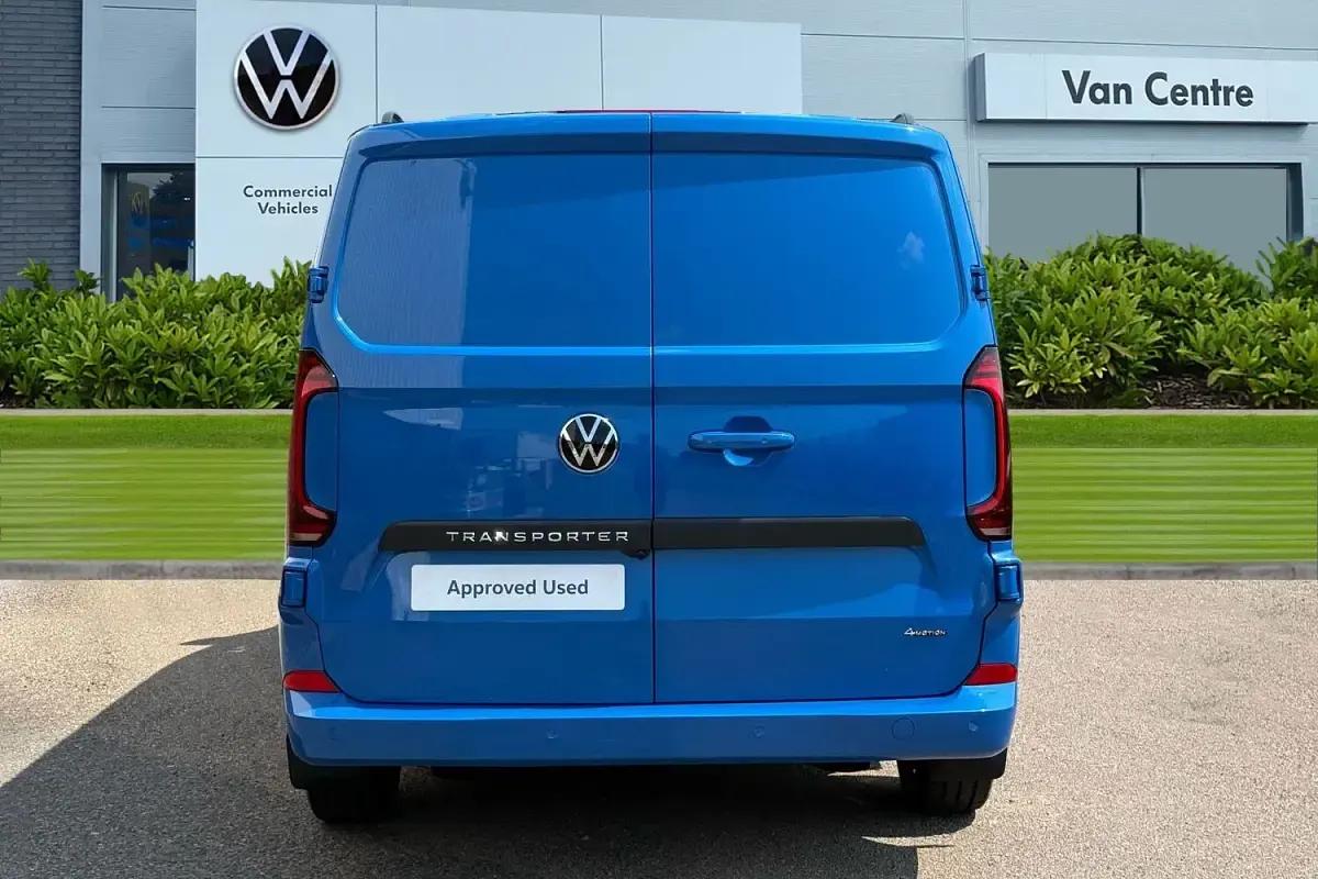 New VW T7 Pro 148 HP (108 kW) 2026 Grey Van