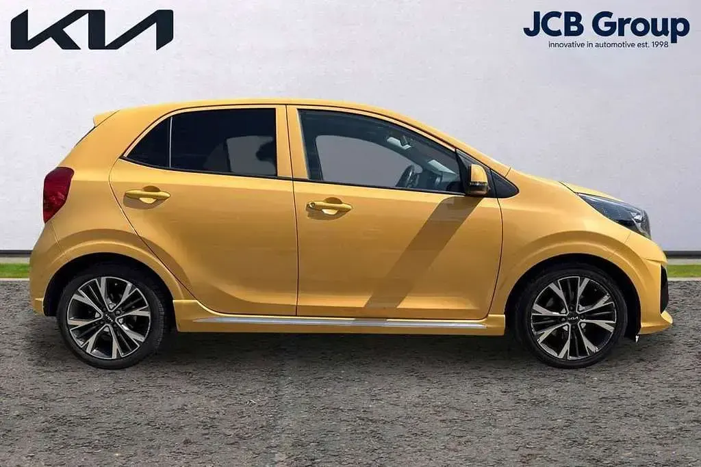 Used Kia Picanto GT-Line 65 HP (47 kW) 2023 Yellow Hatchback