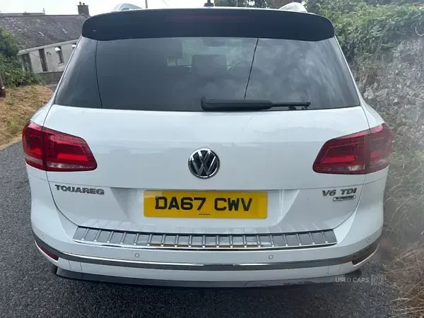 Used VW Touareg R-line Plus 262 HP (192 kW) 2017 White SUV