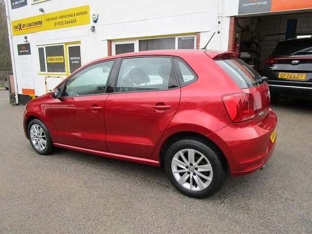 Used VW Polo SE 90 HP (66 kW) 2015 Hatchback
