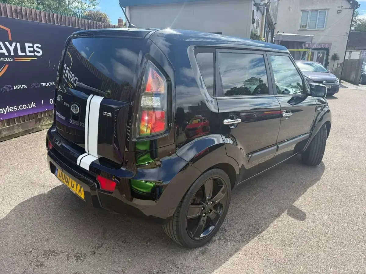 Used Kia Soul 126 HP (92 kW) 2011 Black SUV