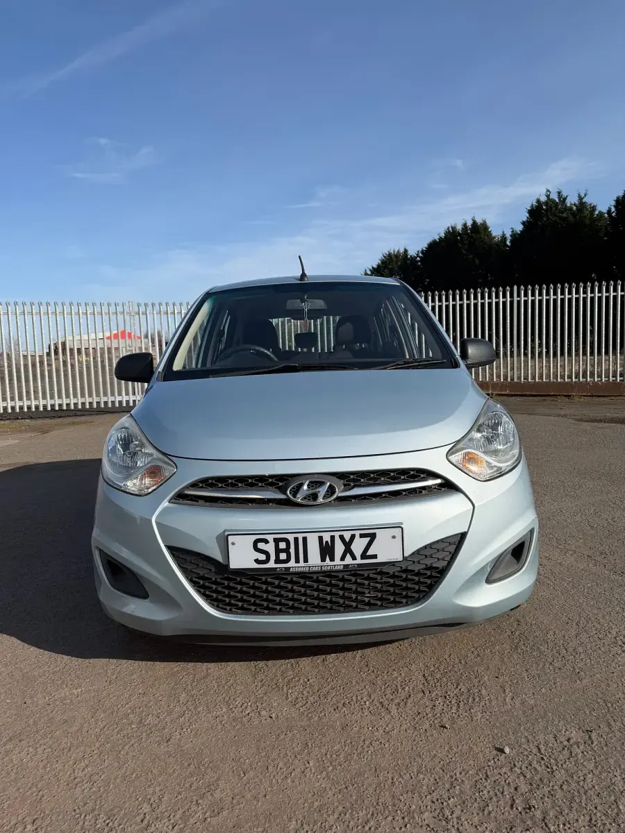 Used Hyundai i10 Classic 2011 Silver Hatchback