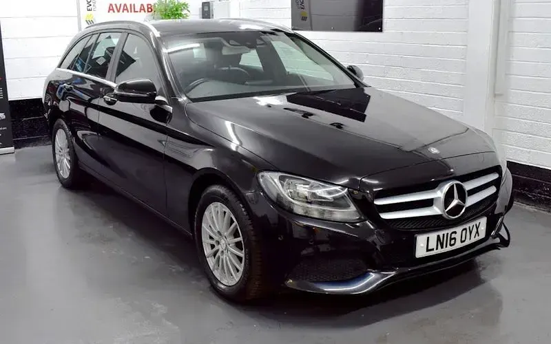 Used Mercedes C220 Executive 170 HP (125 kW) 2016 Estate
