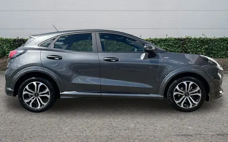 Używany Ford Puma ST-Line 125 KM (91 kW) 2023 Szary SUV