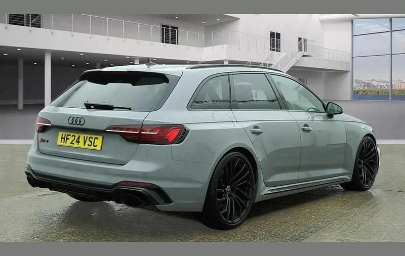 Used Audi RS4 Design 444 HP (326 kW) 2024 Grey Estate