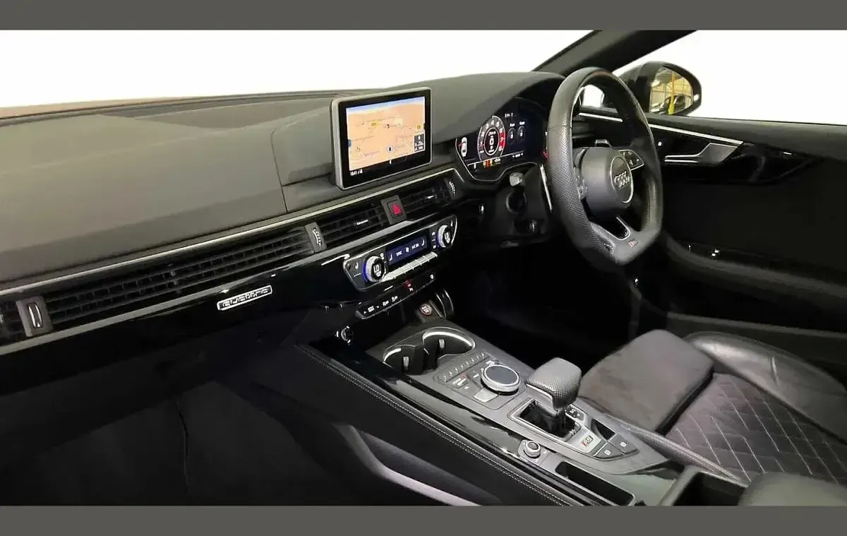 Used Audi RS5 Sport 444 HP (326 kW) 2019 Red Coupe