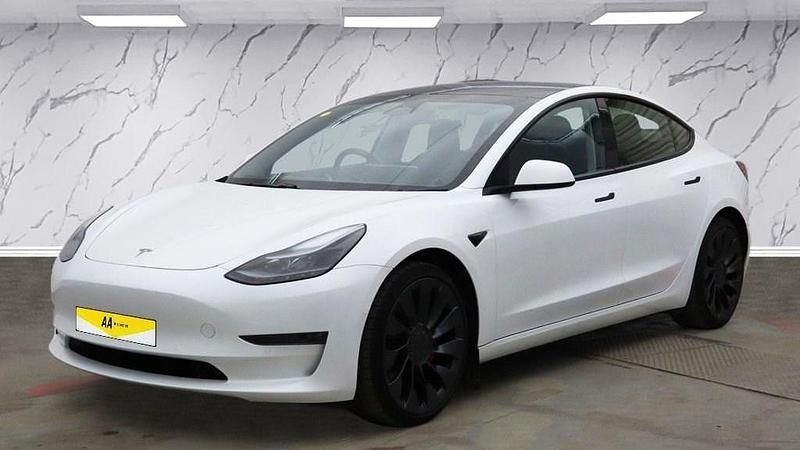 Used Tesla Model 3 Performance 82 kW (112 HP) 2022 White Sedan