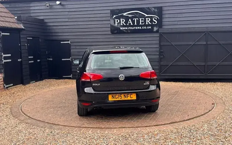 Used VW Golf VII Match 122 HP (89 kW) 2015 Black Hatchback