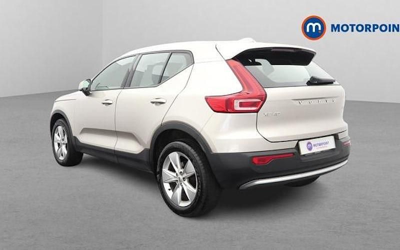 Used Volvo XC40 Core 163 HP (119 kW) 2026 SUV
