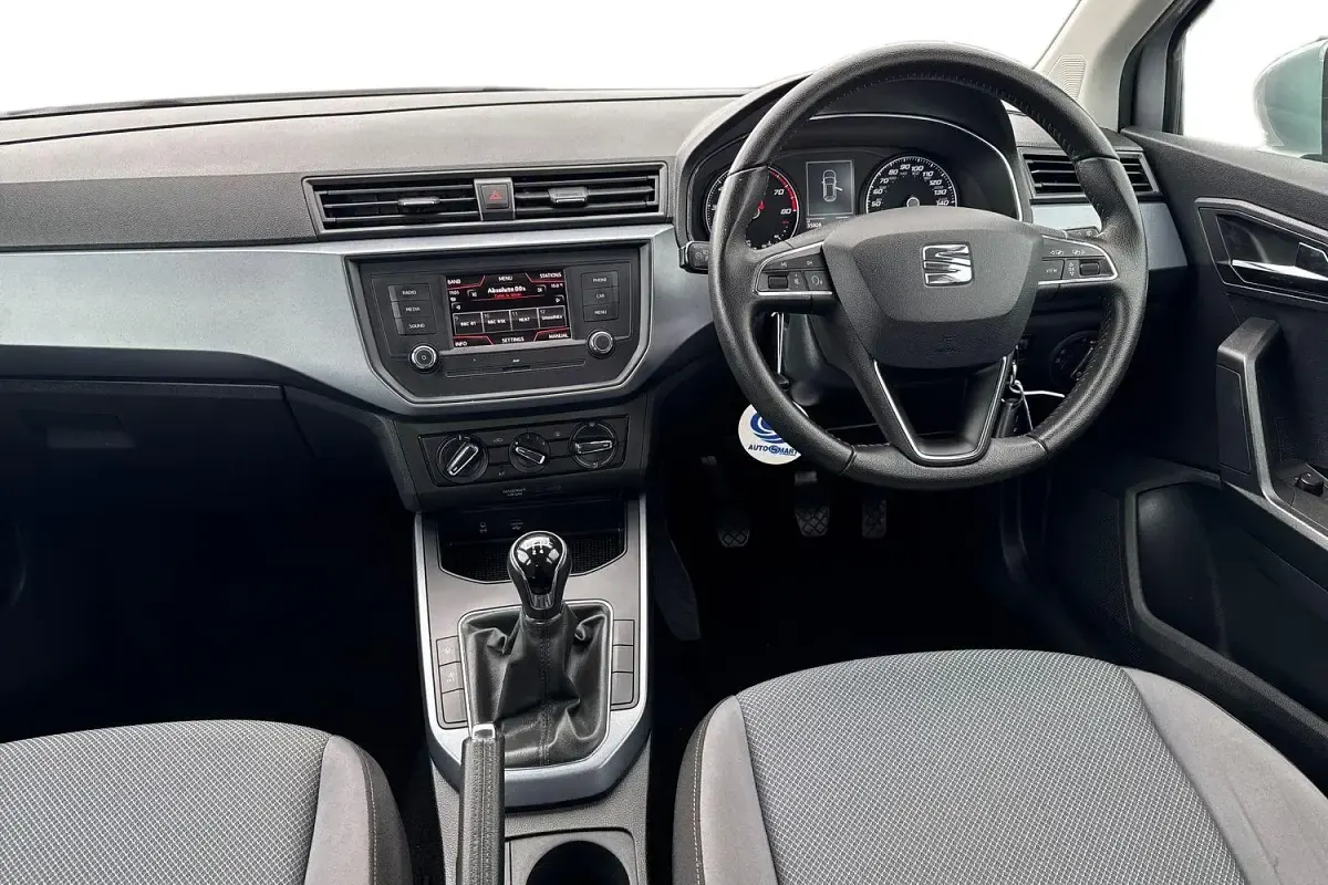 Used Seat Arona SE 95 HP (69 kW) 2018 Silver SUV