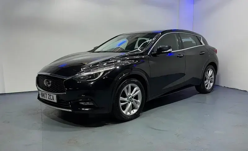 Used Infiniti Q30 Premium 2017 Black Hatchback