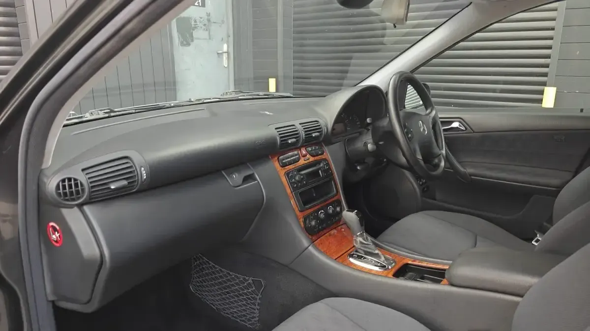 Used Mercedes C200 Classic 2002 Grey Sedan