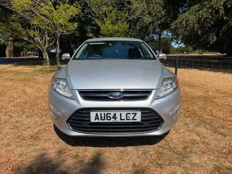 Used Ford Mondeo Business Edition 2014 Silver Hatchback