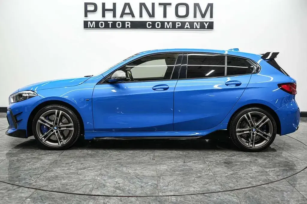 Used BMW M135 Comfort Edition 306 HP (225 kW) 2021 Blue Hatchback