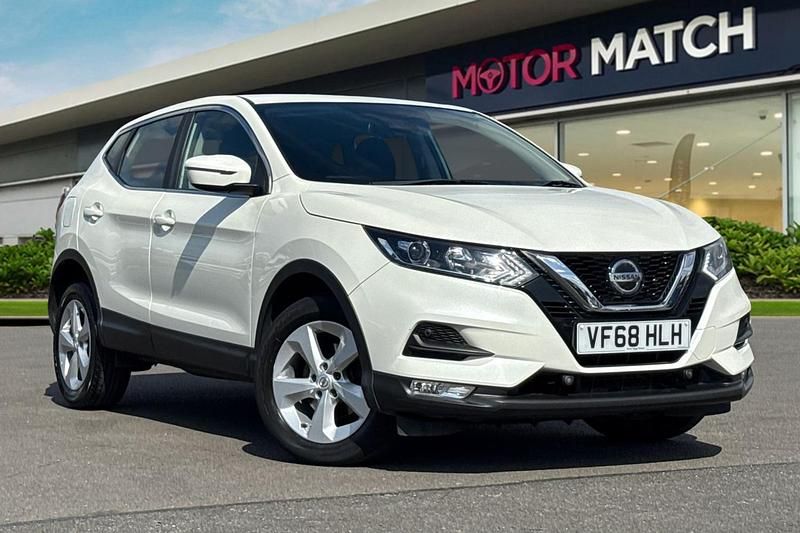 White Used 2019 Nissan Qashqai Acenta Premium SUV | £9,649 (Super price) - Image 1/4