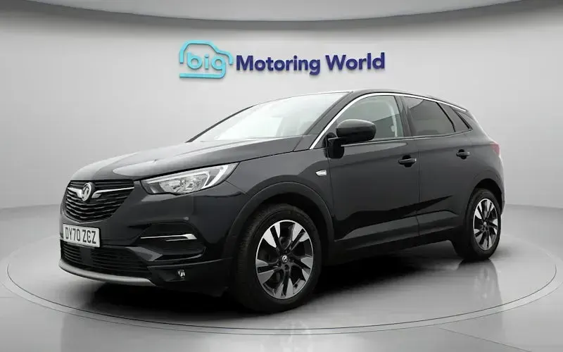 Used Vauxhall Grandland X SRi 131 HP (96 kW) 2021 SUV