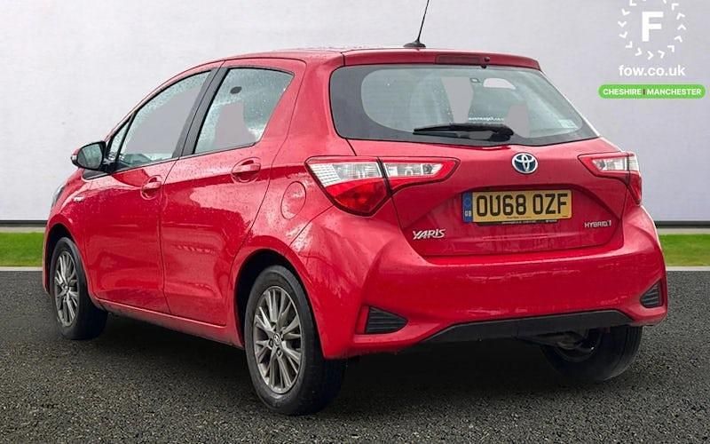 Used Toyota Yaris Hybrid 101 HP (74 kW) 2020 Hatchback