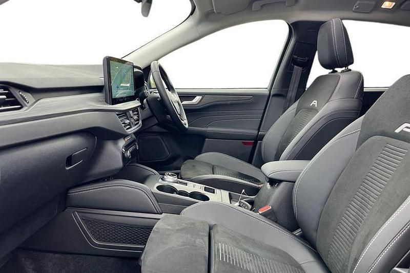 Begagnad Ford Kuga Active 243 HK (178 kW) 2025 Blå SUV
